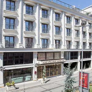 Miss Hotel